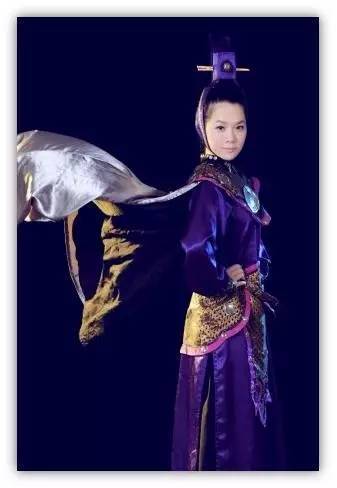 亞洲魔術(shù)冠軍廖小潤(rùn)，魔法巔峰之旅的榮耀時(shí)刻