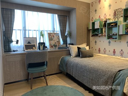 大邑保利二手房探秘，小巷中的隱藏寶藏，獨(dú)特魅力小店等你來發(fā)現(xiàn)！