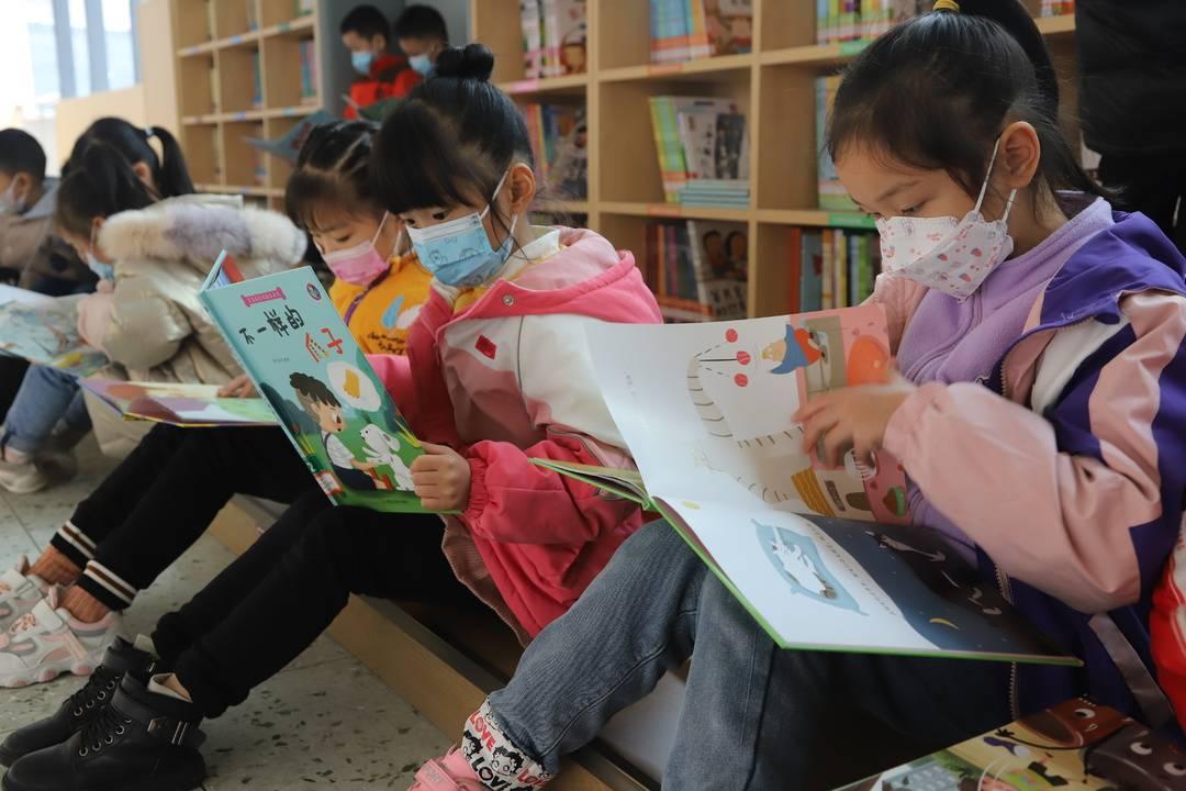 2025年微信新版本揭秘，巷弄秘境中的隱藏特色小店探索